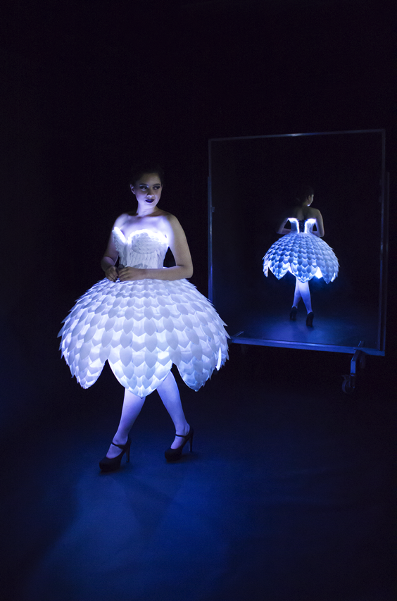 Светящиеся платья, светодиодные юбки - своими руками - Креатив - LEDNEWS