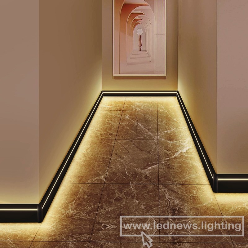 IL10 2m WALLSTYL® Skirting Board with LED light diffuser | Copley Decor